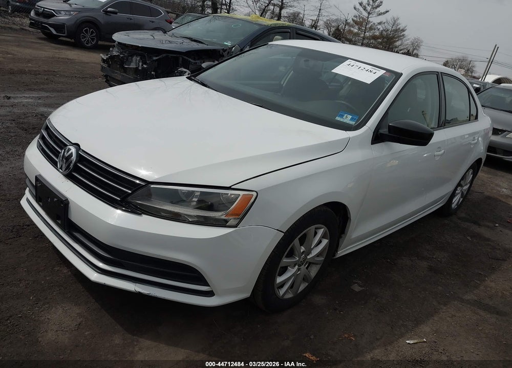2015 VOLKSWAGEN JETTA 1.8T SE VIN: 3VWD17AJ8FM423457