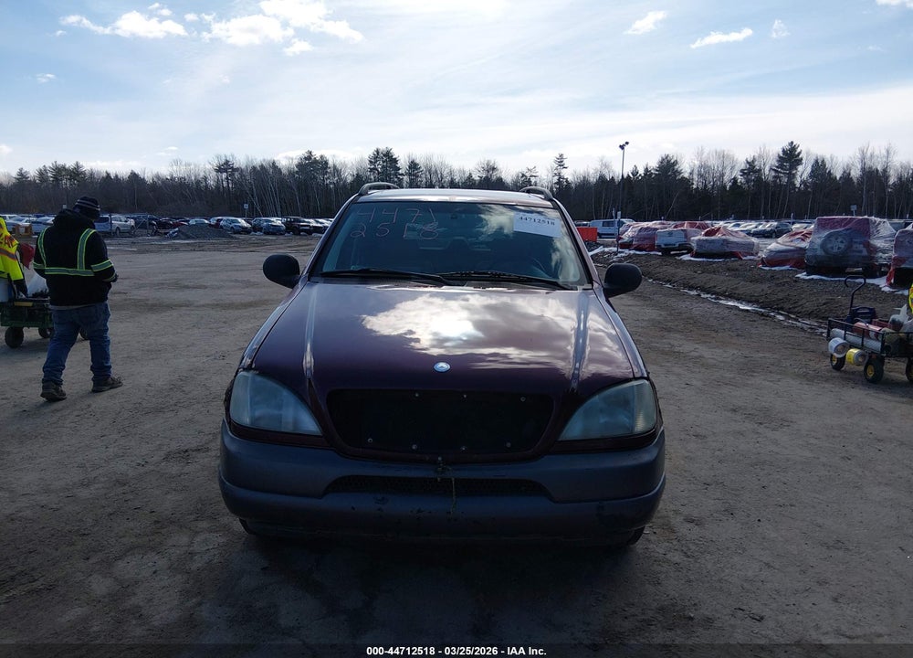 1999 MERCEDES-BENZ ML 320 VIN: 4JGAB54E1XA054831