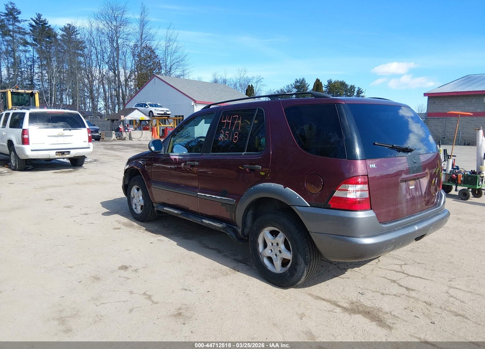 1999 MERCEDES-BENZ ML 320 VIN: 4JGAB54E1XA054831