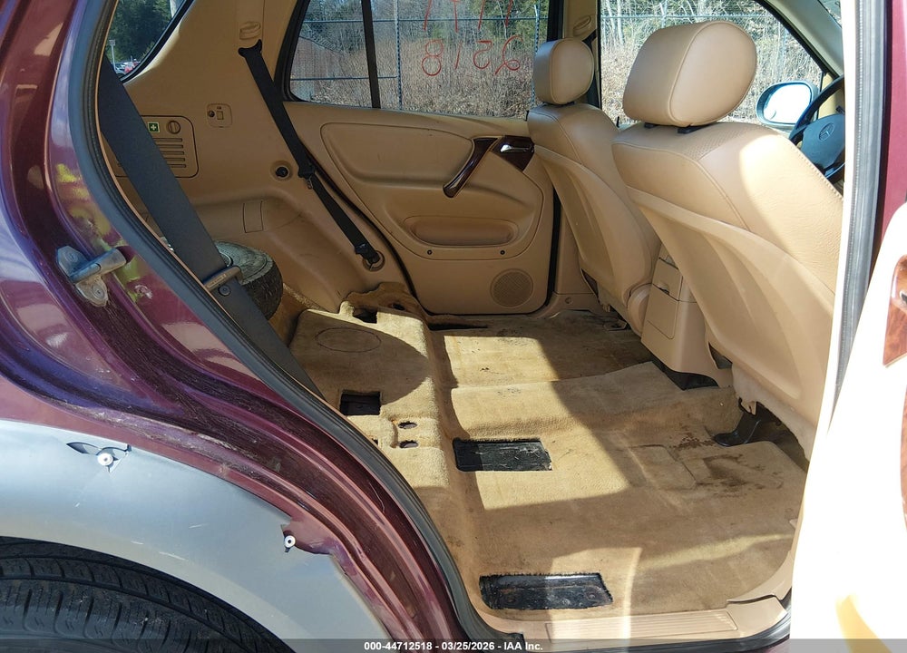 1999 MERCEDES-BENZ ML 320 VIN: 4JGAB54E1XA054831
