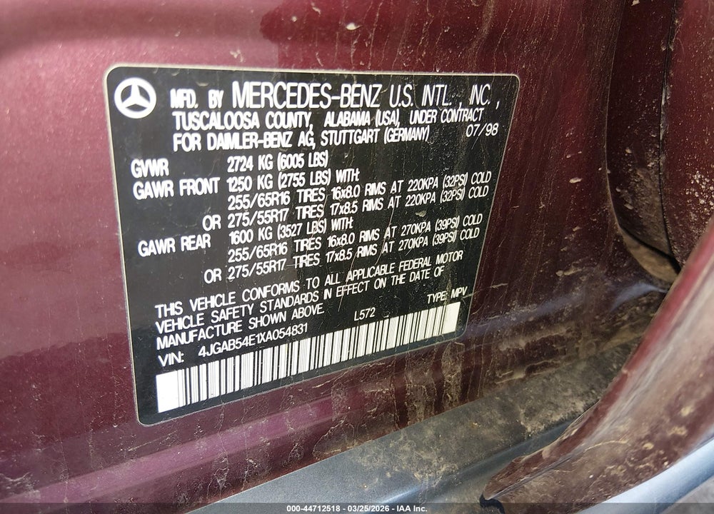 1999 MERCEDES-BENZ ML 320 VIN: 4JGAB54E1XA054831