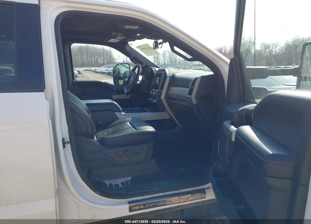 2022 FORD F-250 LARIAT VIN: 1FT8W2BT1NEF10341