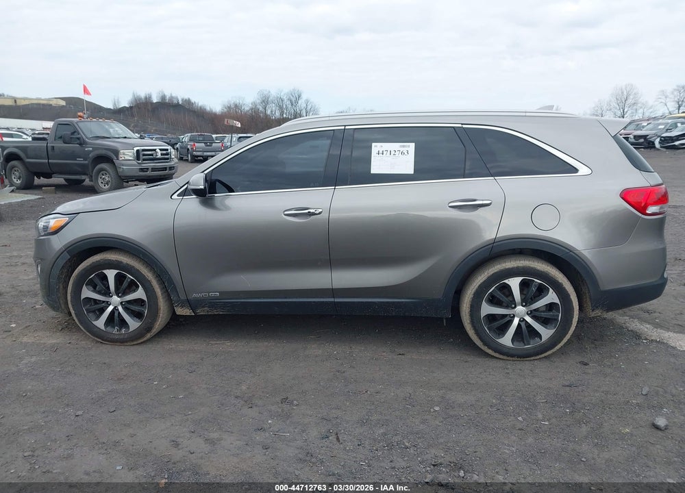 2018 KIA SORENTO 3.3L EX VIN: 5XYPHDA59JG394909