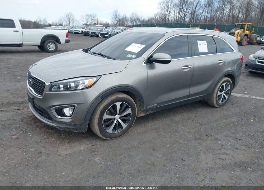 2018 KIA SORENTO 3.3L EX VIN: 5XYPHDA59JG394909