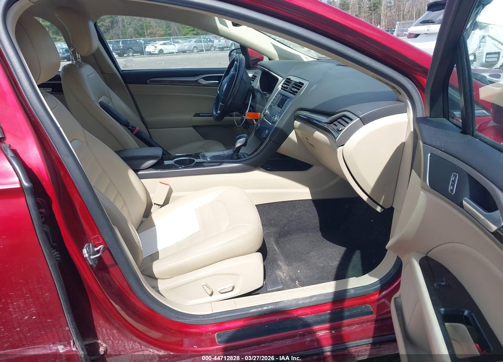 2013 FORD FUSION SE VIN: 3FA6P0HR6DR316779