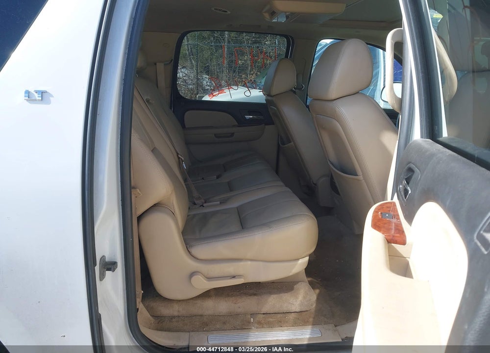 2007 CHEVROLET SUBURBAN 1500 LT VIN: 1GNFK16357J245979