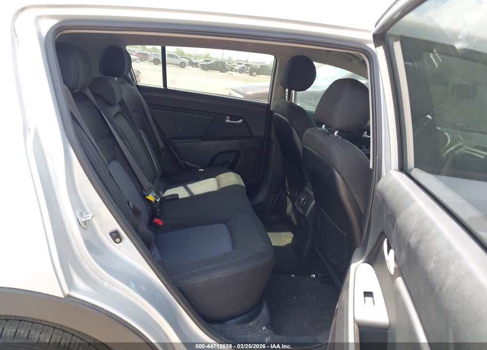 2016 KIA SPORTAGE LX VIN: KNDPB3AC9G7836278