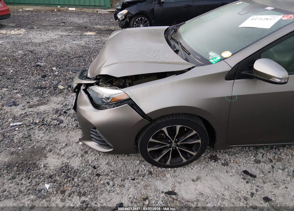 2018 TOYOTA COROLLA SE VIN: 5YFBURHE4JP780240