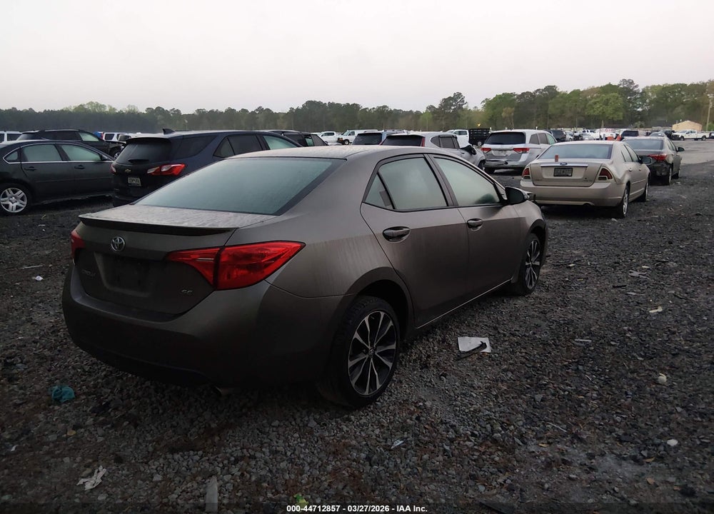 2018 TOYOTA COROLLA SE VIN: 5YFBURHE4JP780240