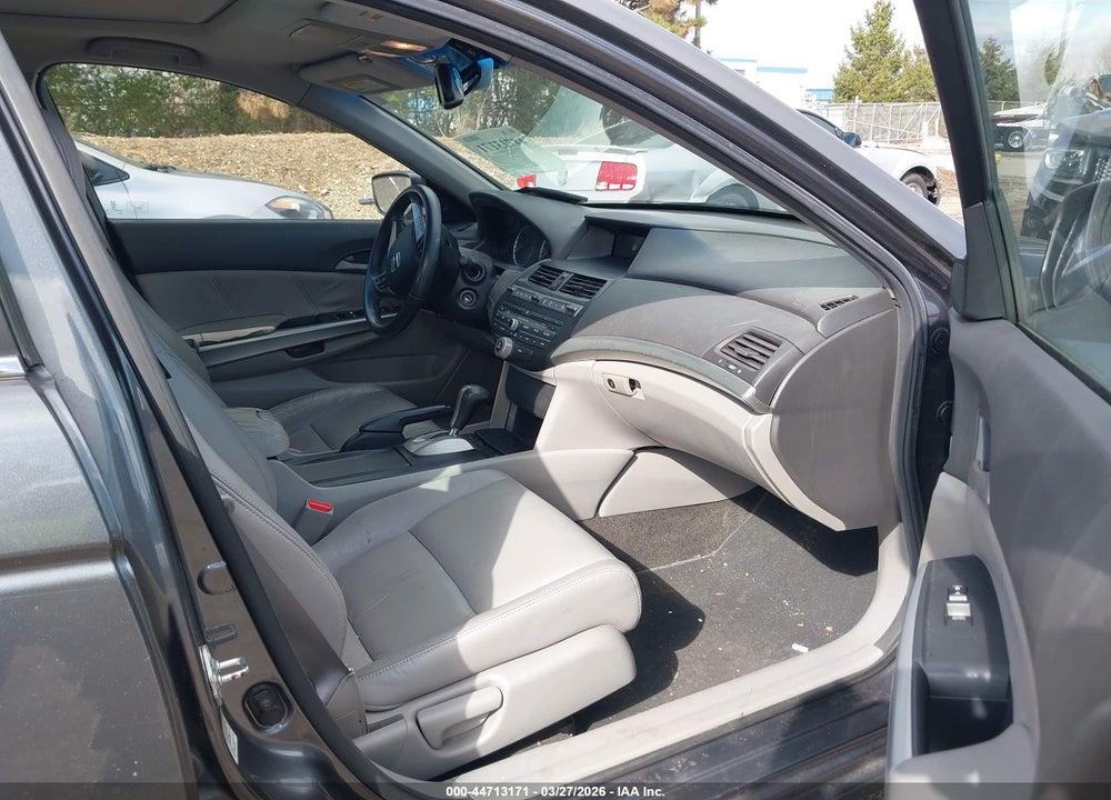 2010 HONDA ACCORD 2.4 EX-L VIN: 1HGCP2F85AA059463