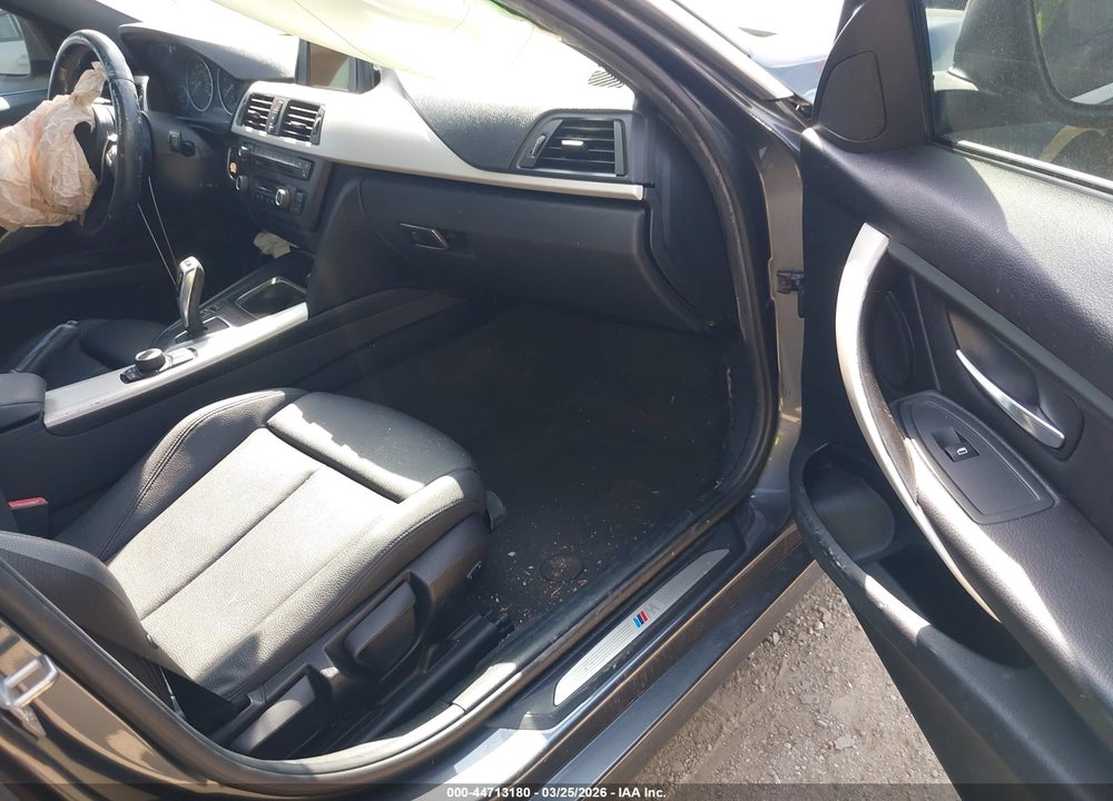 2015 BMW 320I VIN: WBA3B1C51FP831153
