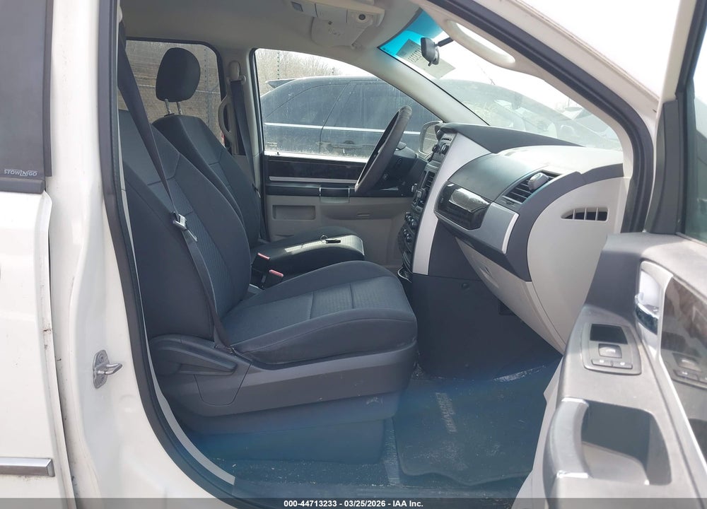 2010 DODGE GRAND CARAVAN SXT VIN: 2D4RN5D18AR232736