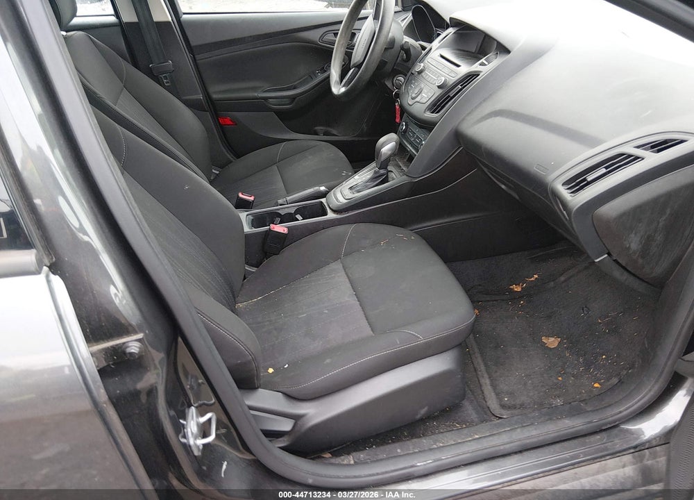 2017 FORD FOCUS S VIN: 1FADP3E25HL218315