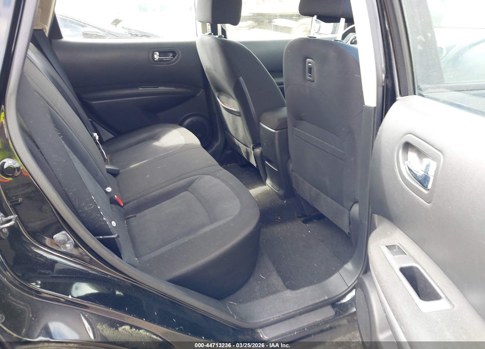 2013 NISSAN ROGUE S VIN: JN8AS5MV9DW131551