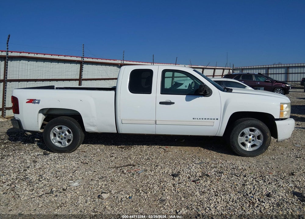 2009 CHEVROLET SILVERADO 1500 LT VIN: 1GCEK29J99Z192793