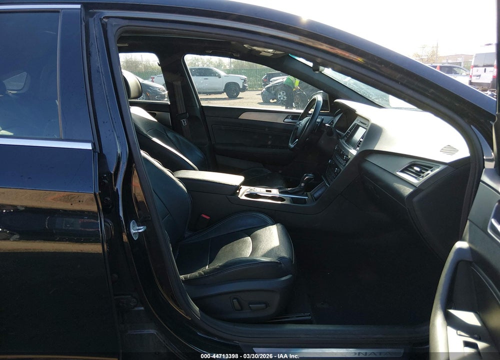 2015 HYUNDAI SONATA LIMITED 2.0T VIN: 5NPE34AB3FH249957