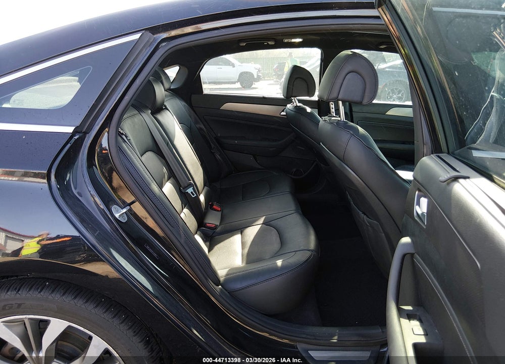2015 HYUNDAI SONATA LIMITED 2.0T VIN: 5NPE34AB3FH249957