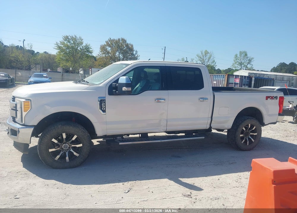 2017 FORD F-250 LARIAT VIN: 1FT7W2B65HEE53393