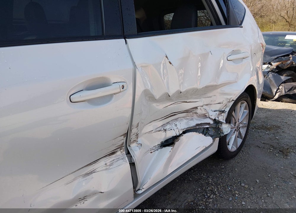 2012 TOYOTA PRIUS V FIVE VIN: JTDZN3EU9C3181639