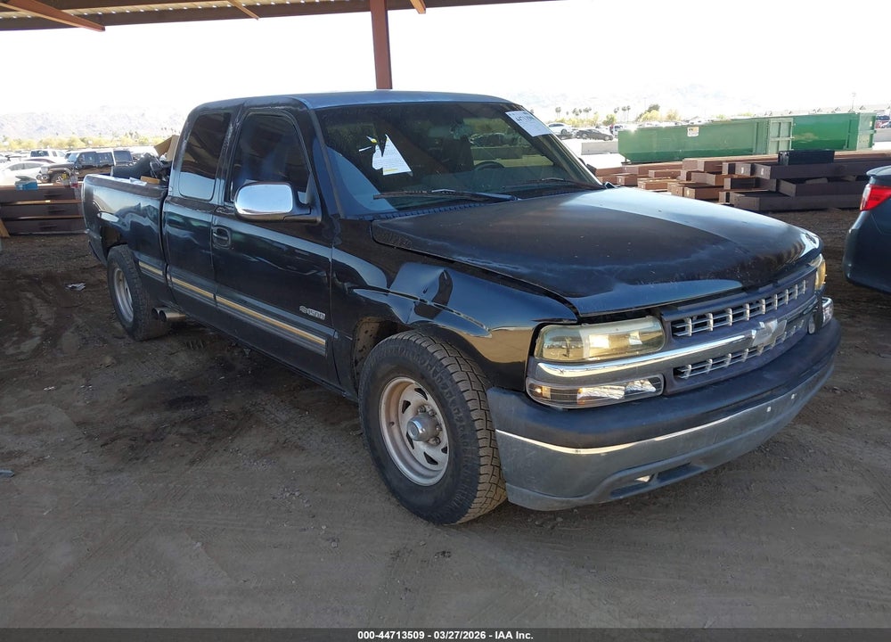 2000 CHEVROLET SILVERADO 1500 LS VIN: 2GCEC19TXY1327330