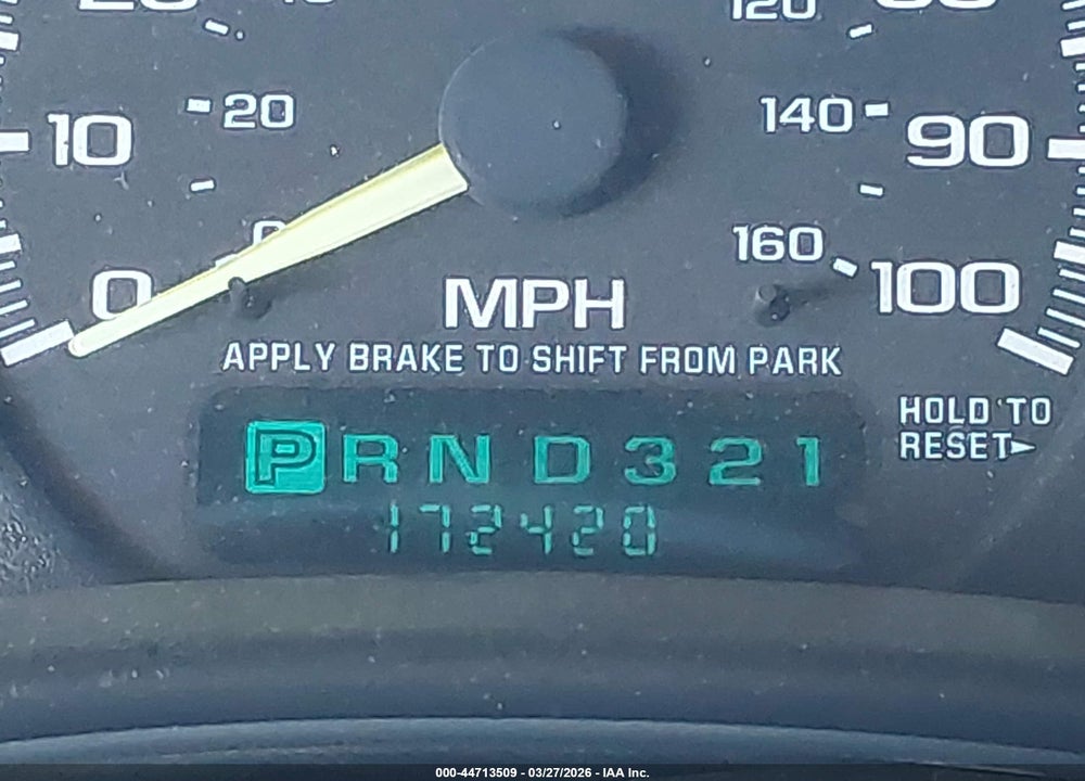 2000 CHEVROLET SILVERADO 1500 LS VIN: 2GCEC19TXY1327330