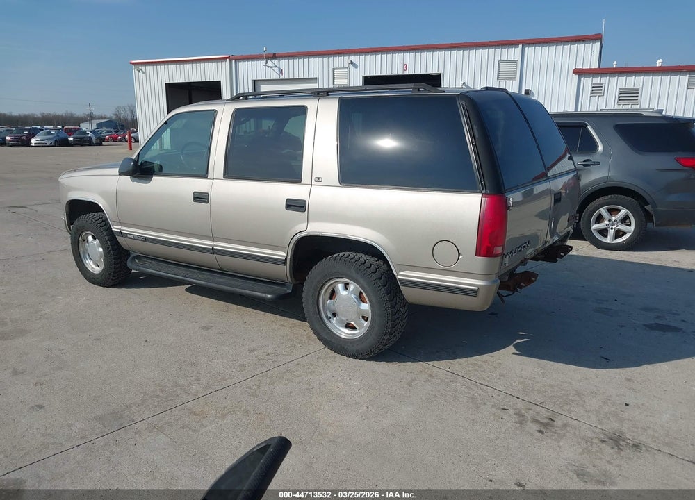 1999 GMC YUKON SLE VIN: 1GKEK13R5XJ784362