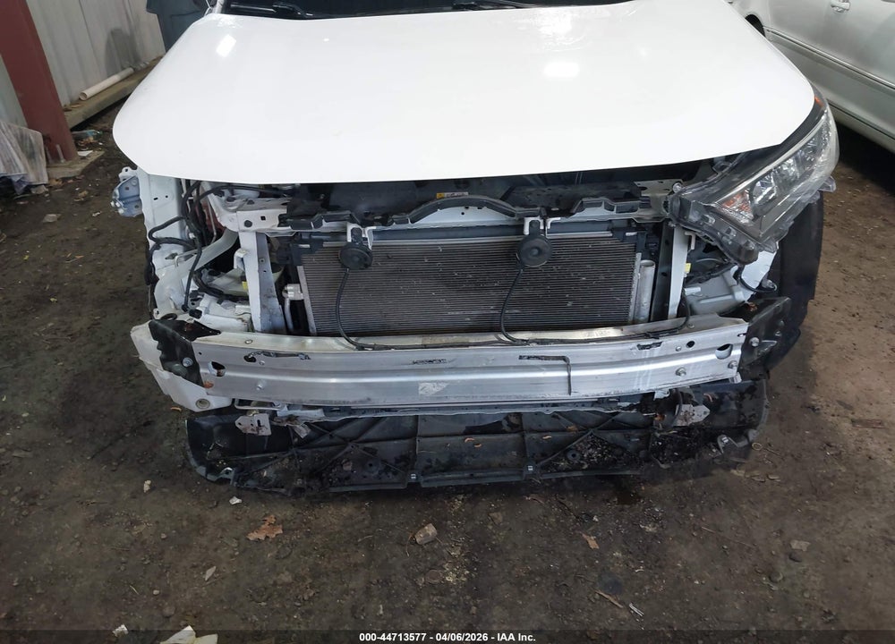 2021 TOYOTA RAV4 XLE VIN: 2T3W1RFV5MW104242