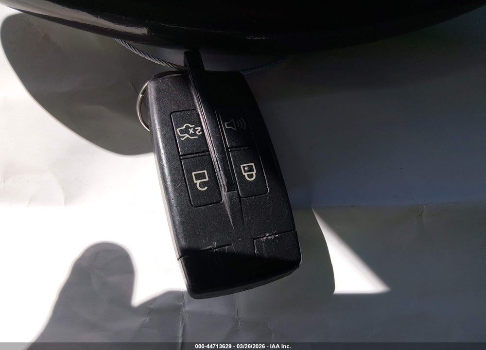 2010 FORD TAURUS LIMITED VIN: 1FAHP2JW6AG121997