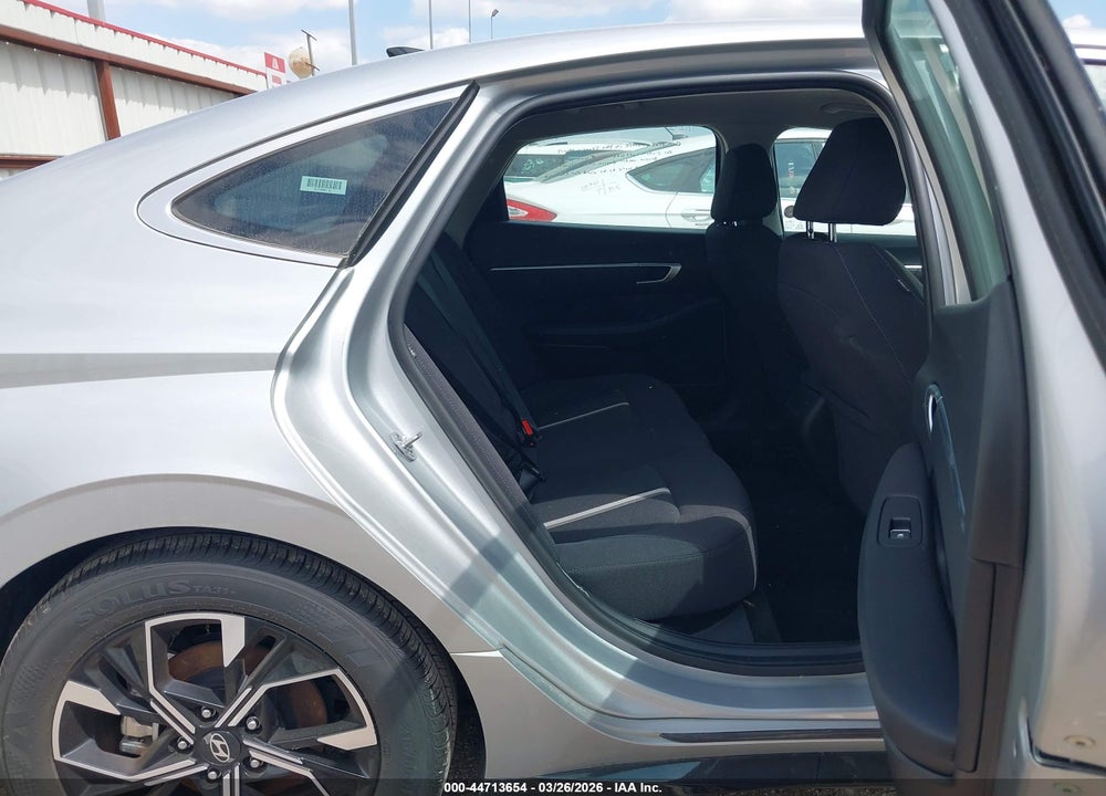 2025 HYUNDAI SONATA SEL VIN: KMHL64JA3SA500124