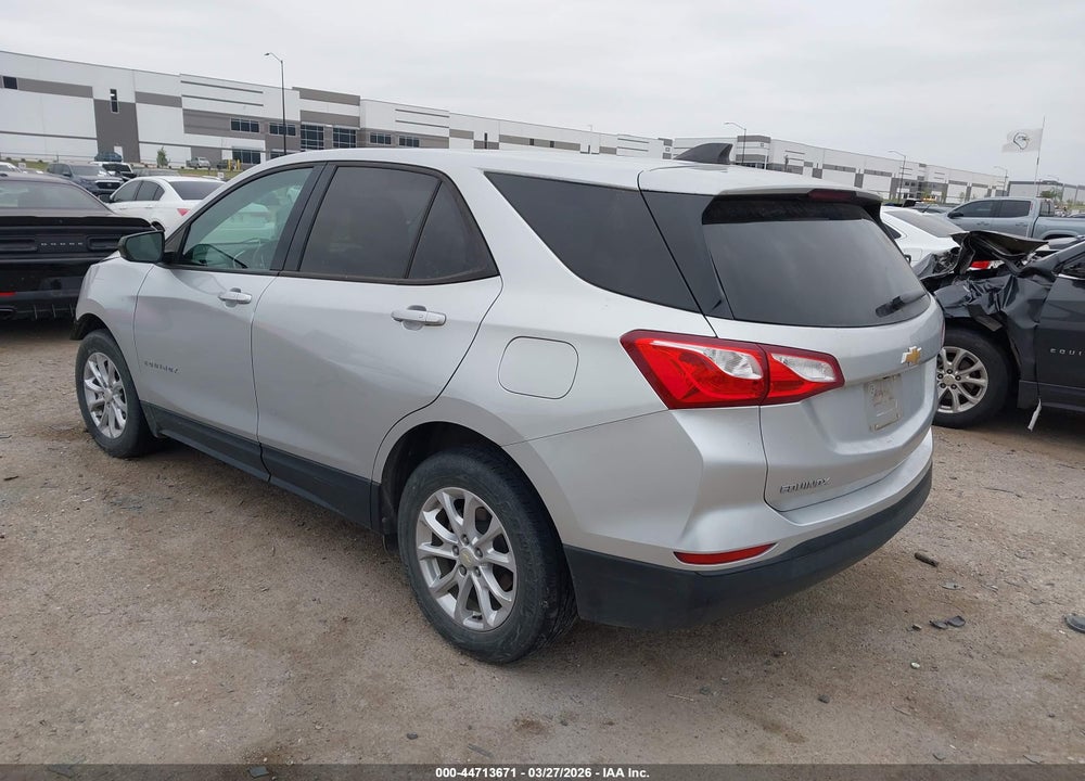 2019 CHEVROLET EQUINOX LS VIN: 3GNAXHEV9KS573386