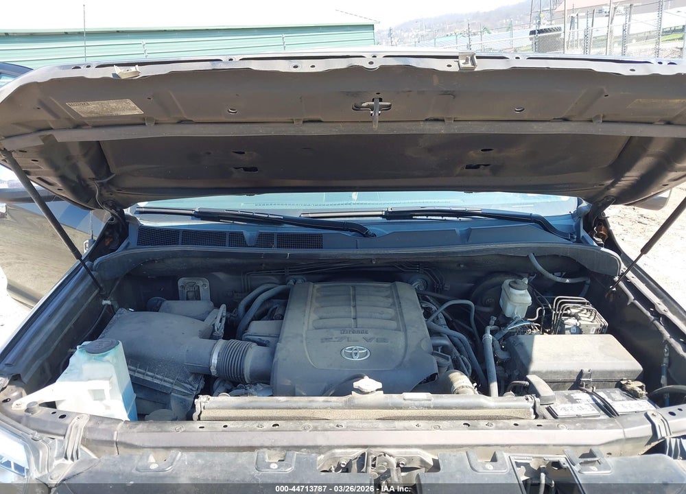 2019 TOYOTA TUNDRA 1794 5.7L V8 VIN: 5TFAY5F14KX835586