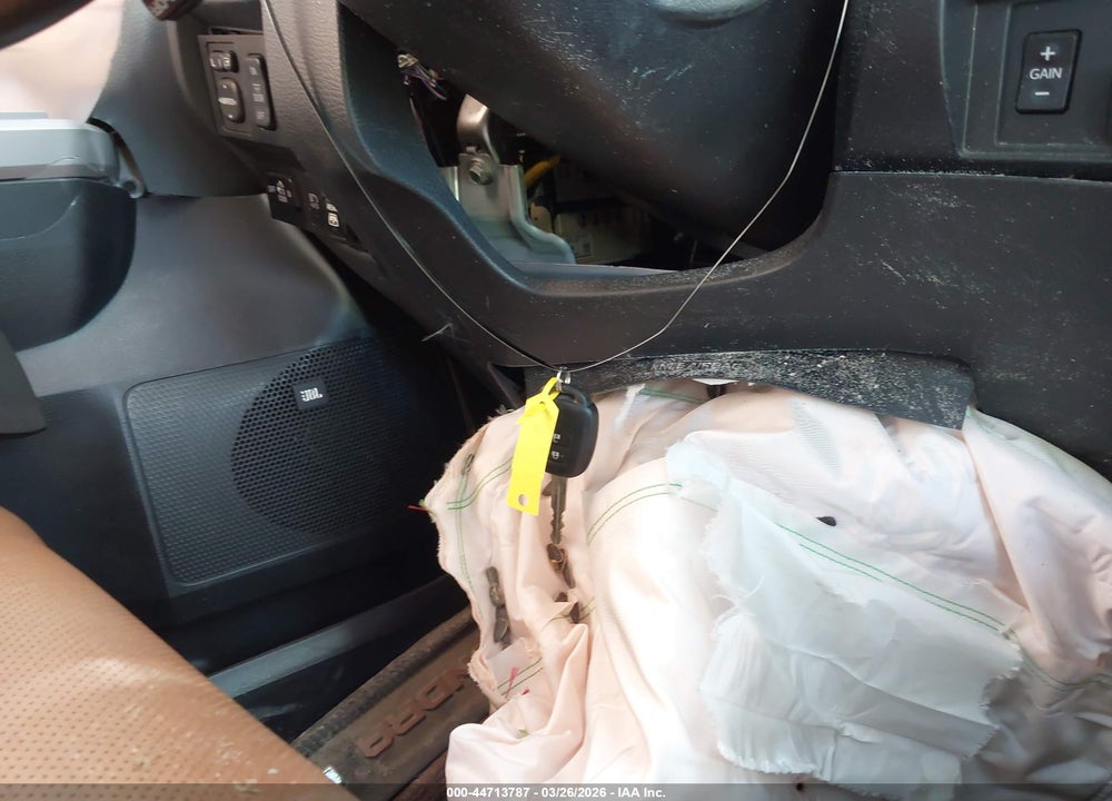 2019 TOYOTA TUNDRA 1794 5.7L V8 VIN: 5TFAY5F14KX835586