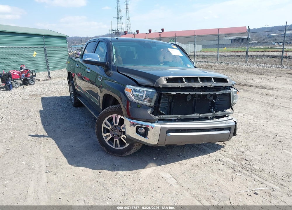 2019 TOYOTA TUNDRA 1794 5.7L V8 VIN: 5TFAY5F14KX835586