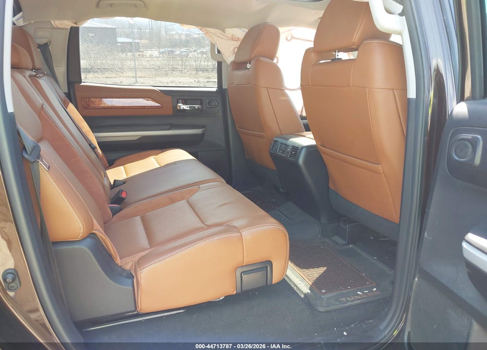 2019 TOYOTA TUNDRA 1794 5.7L V8 VIN: 5TFAY5F14KX835586