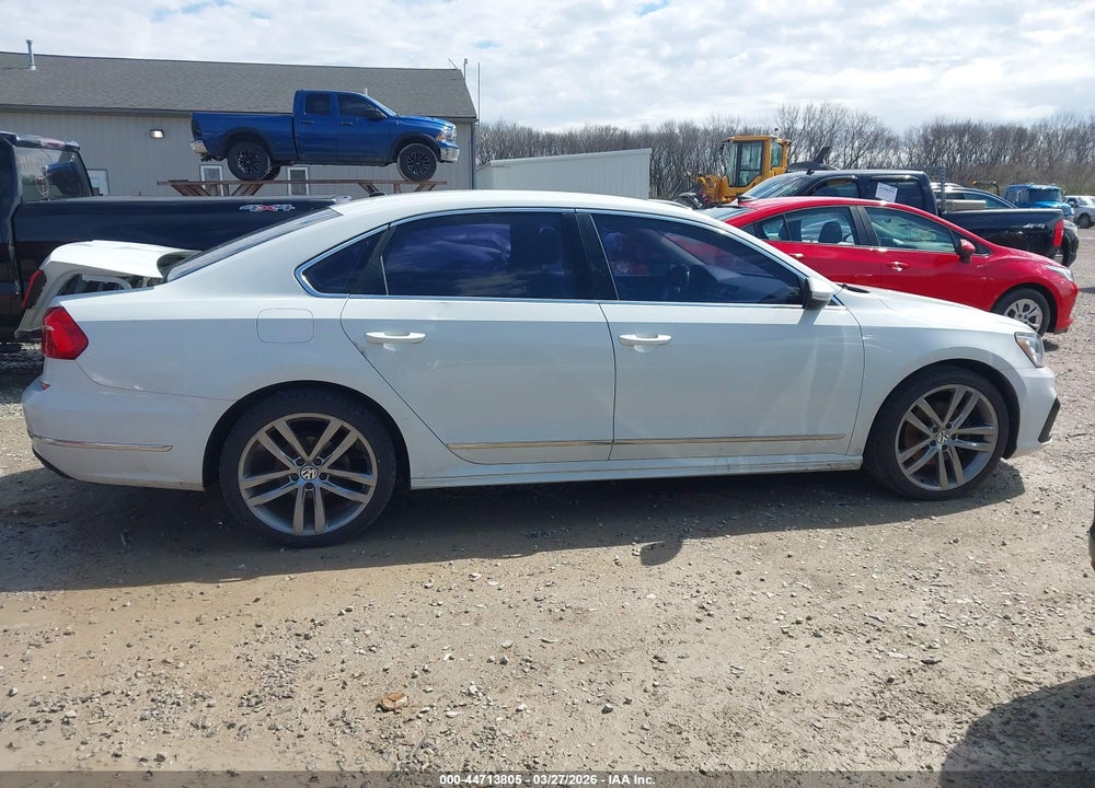 2016 VOLKSWAGEN PASSAT 1.8T R-LINE VIN: 1VWAS7A3XGC037448