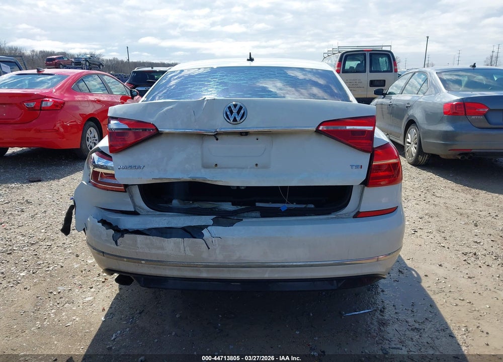 2016 VOLKSWAGEN PASSAT 1.8T R-LINE VIN: 1VWAS7A3XGC037448