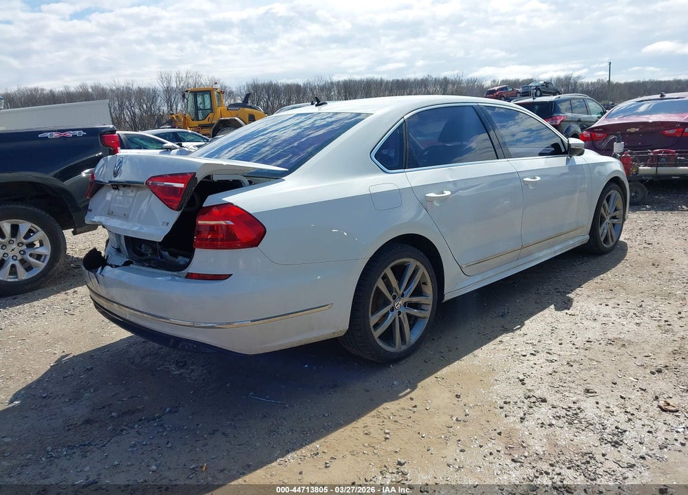 2016 VOLKSWAGEN PASSAT 1.8T R-LINE VIN: 1VWAS7A3XGC037448