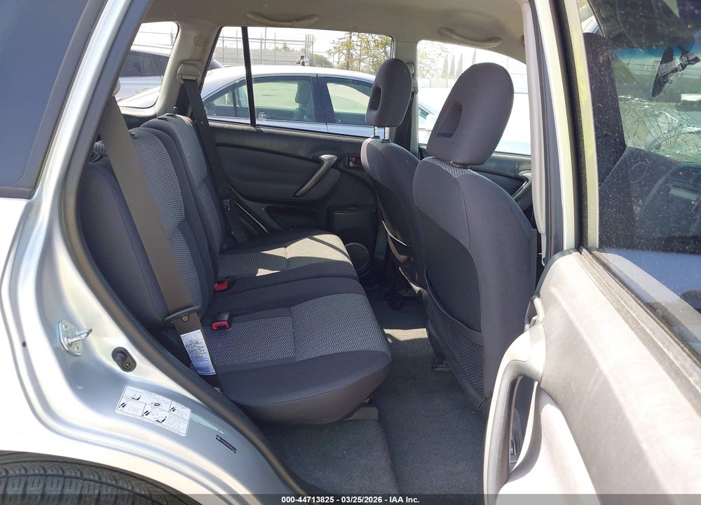2005 TOYOTA RAV4 VIN: JTEGD20VX50061160