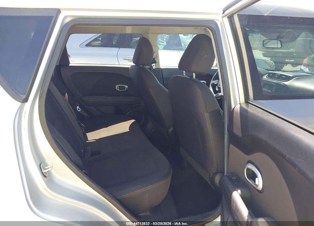 2015 KIA SOUL VIN: KNDJN2A24F7783227