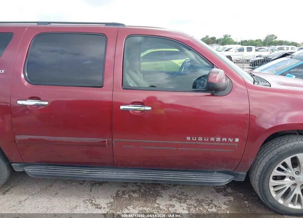 2008 CHEVROLET SUBURBAN 1500 LT VIN: 3GNFC16078G126501