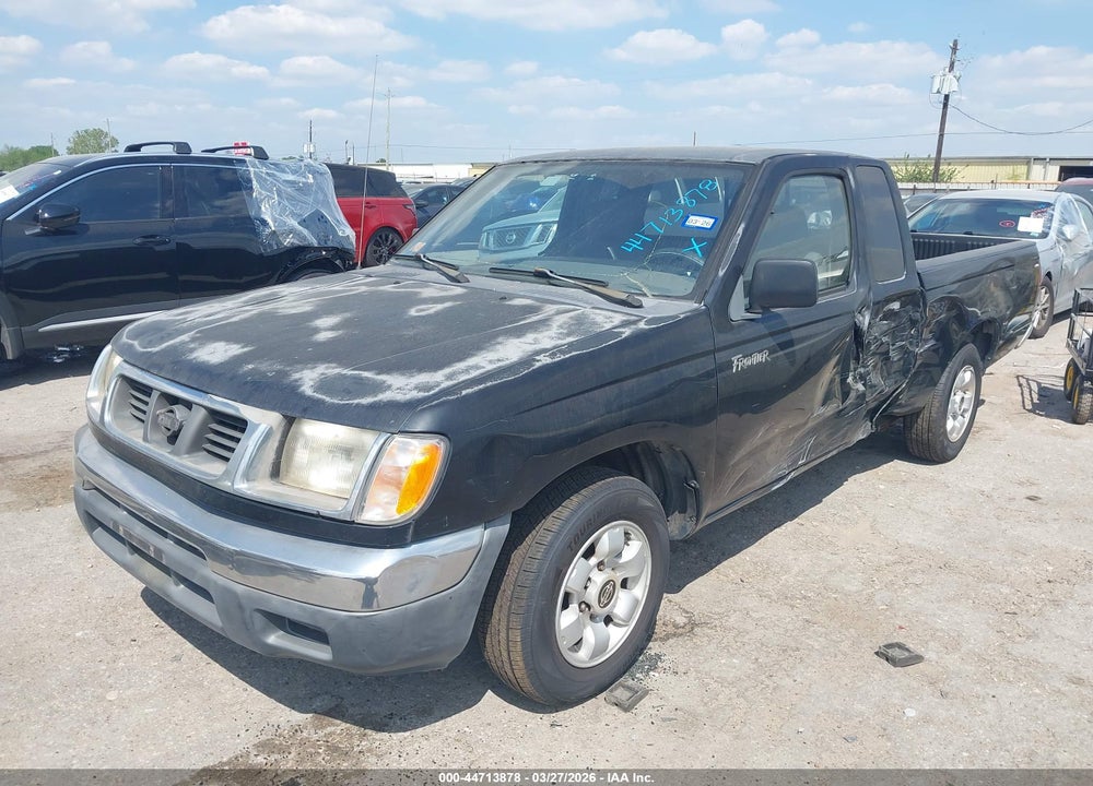 2000 NISSAN FRONTIER XE VIN: 1N6DD26S2YC417637