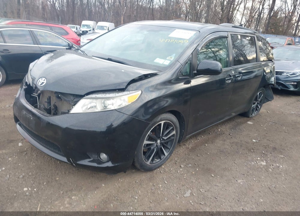 2015 TOYOTA SIENNA LE 8 PASSENGER VIN: 5TDKK3DC9FS618027