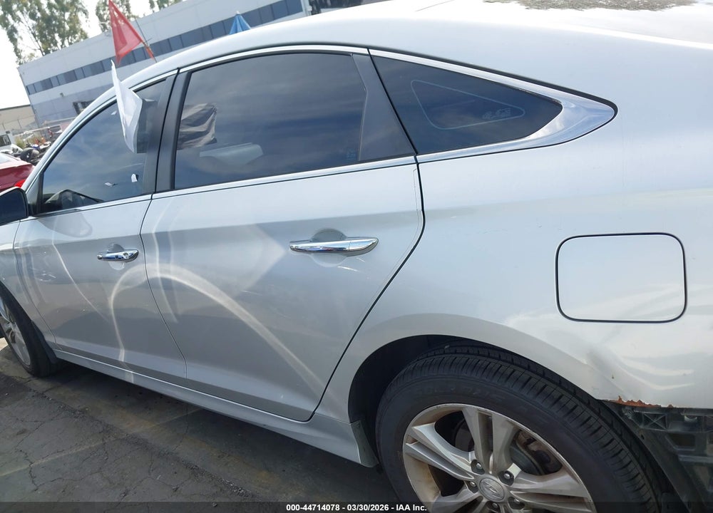 2018 HYUNDAI SONATA SEL VIN: 5NPE34AF7JH634062