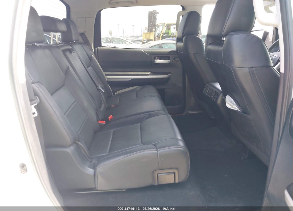 2016 TOYOTA TUNDRA LIMITED 5.7L V8 VIN: 5TFHY5F13GX574831