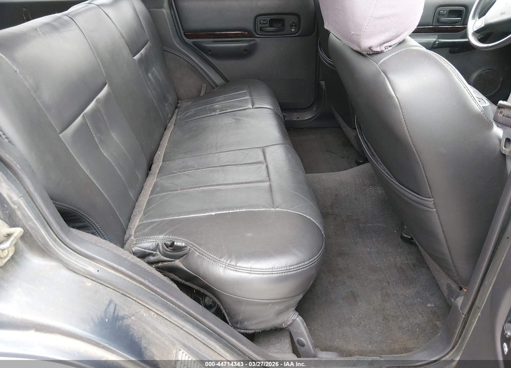 2001 JEEP CHEROKEE LIMITED/SPORT VIN: 1J4FF58S81L563688