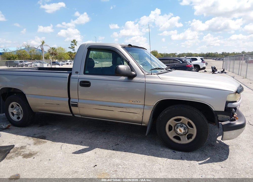2000 CHEVROLET SILVERADO 1500 VIN: 1GCEC14W7YE252165