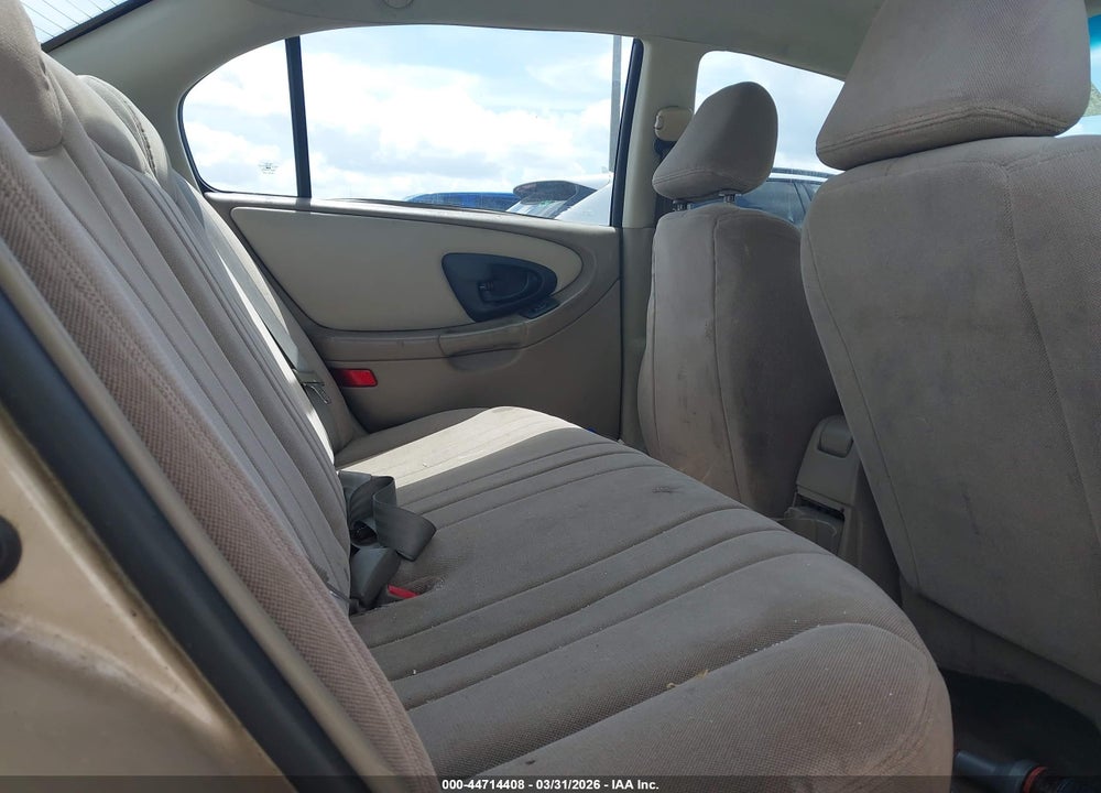 2004 CHEVROLET CLASSIC VIN: 1G1ND52F24M556388
