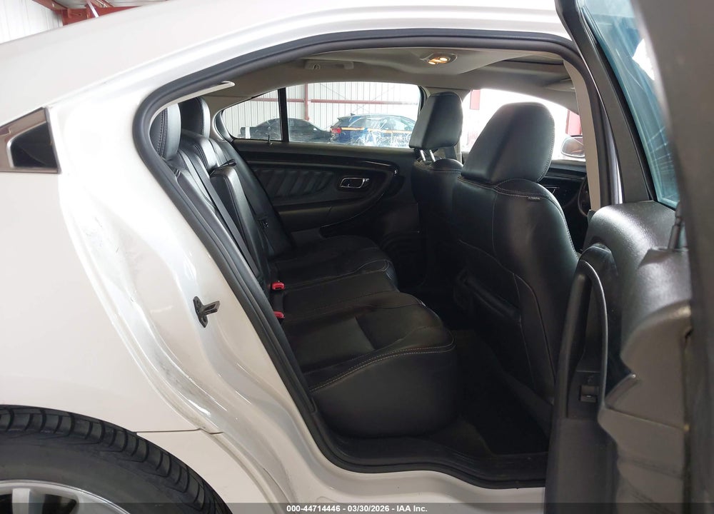 2011 FORD TAURUS LIMITED VIN: 1FAHP2FW5BG172868