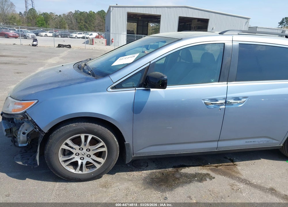 2011 HONDA ODYSSEY EX-L VIN: 5FNRL5H62BB089630