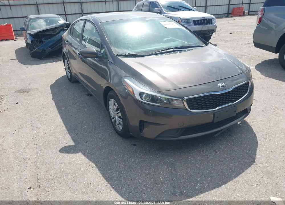 2017 KIA FORTE LX VIN: 3KPFL4A72HE124410